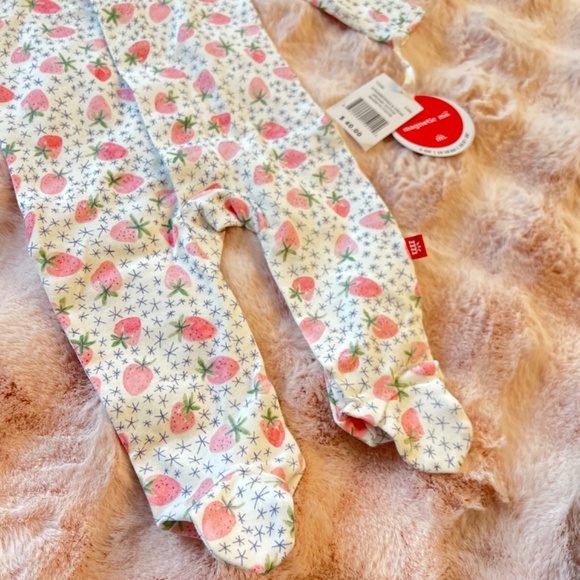 Magnetic Me Strawberries & Cream Footie - Picture 3 of 3
